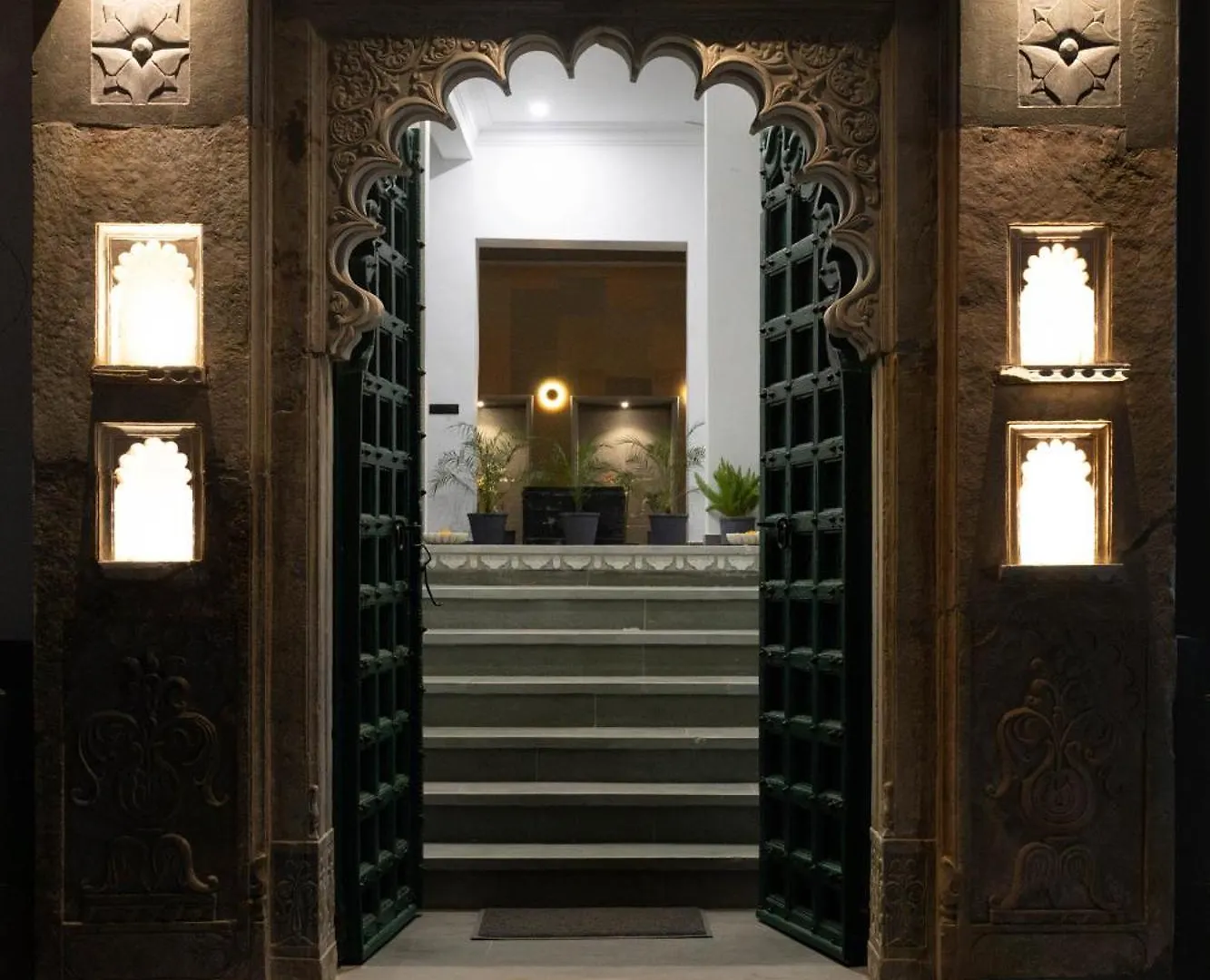 Madri Retreat - Heritage Boutique Hotel With Pool Udajpur