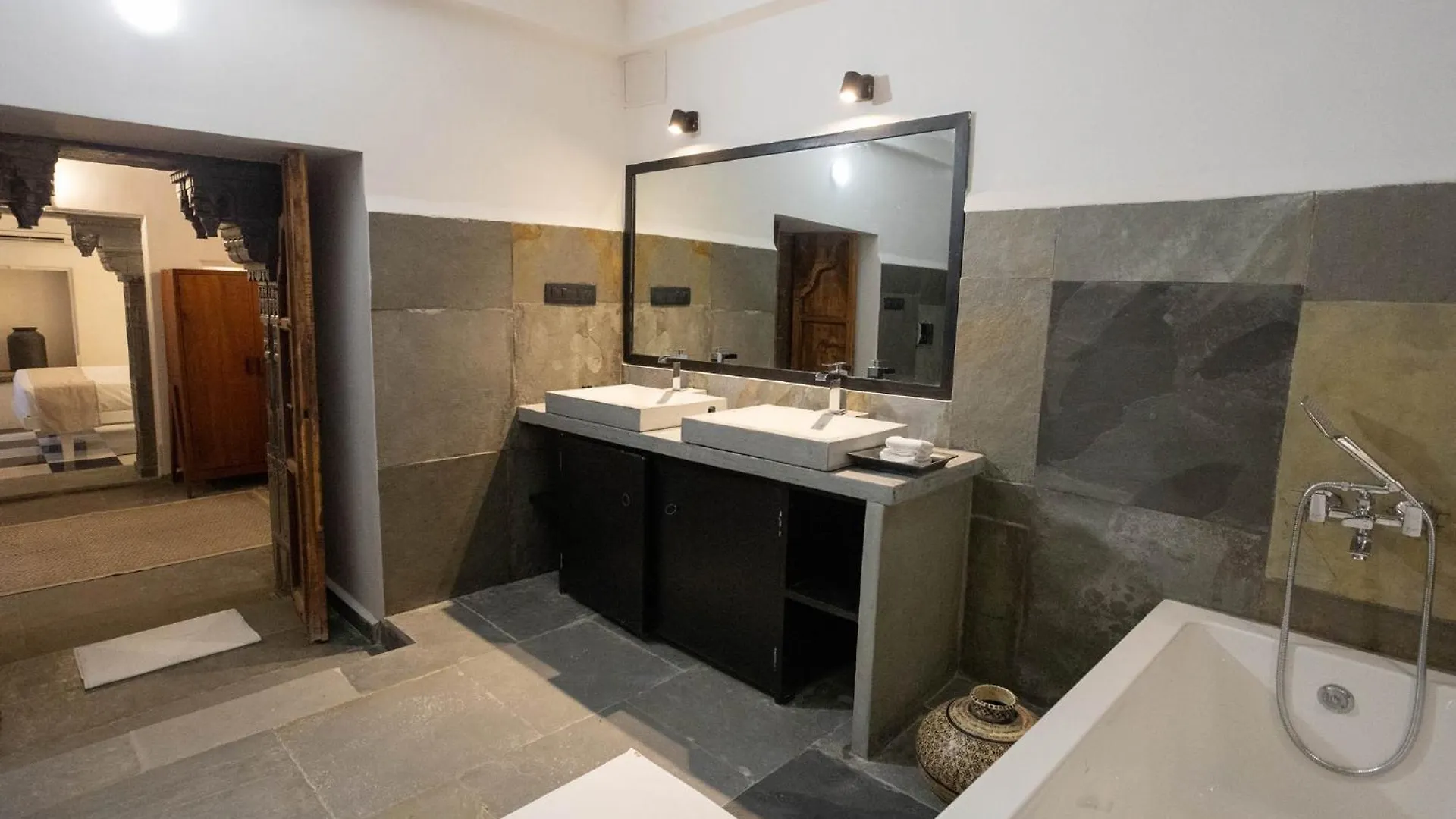 Madri Retreat - Heritage Boutique Hotel With Pool Udajpur